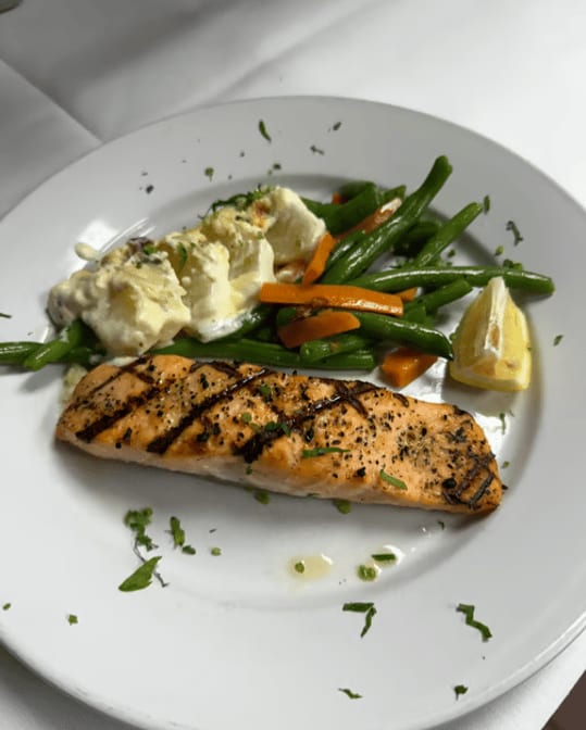 Filetto Di Salmone Alla Griglia.