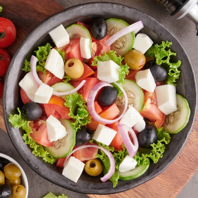 Insalata Mediterranean.